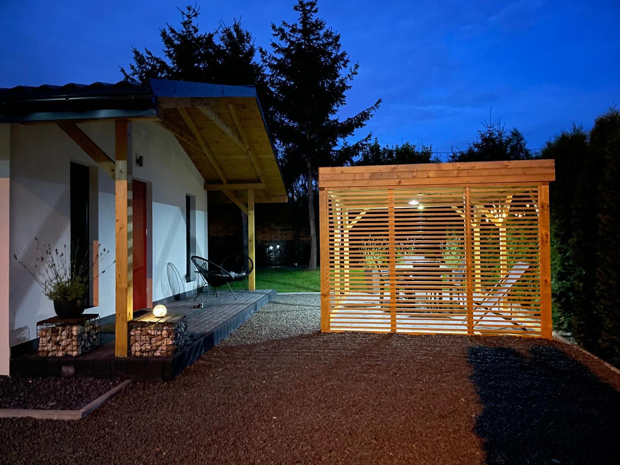 Reddoor Zator Lake Houses Экстерьер фото